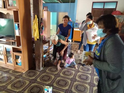 28 มกราคม 2564 เยี่ยมเพื่อเป็นขวัญและกำลังใจกับผู้มีภาวะพึ่งพิง