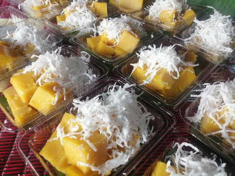 กลุ่มอาชีพน้ำอ้อยสดและขนมพื้นบ้านหมู่ที่ 7