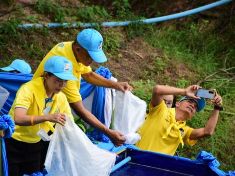 จิตอาสา เราทำดีด้วยหัวใจ ณ โครงการฟาร์มตัวอย่างฯ บ้านกระเจา