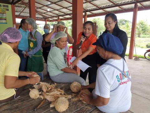 โครงการส่งเสริมอาชีพให้กับประชาชน
